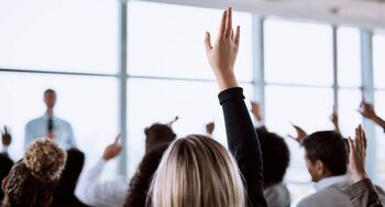 Vot plural per tenir més pes