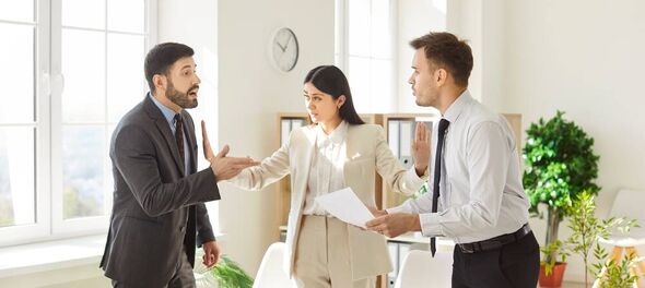 Discusión en la fiesta de empresa