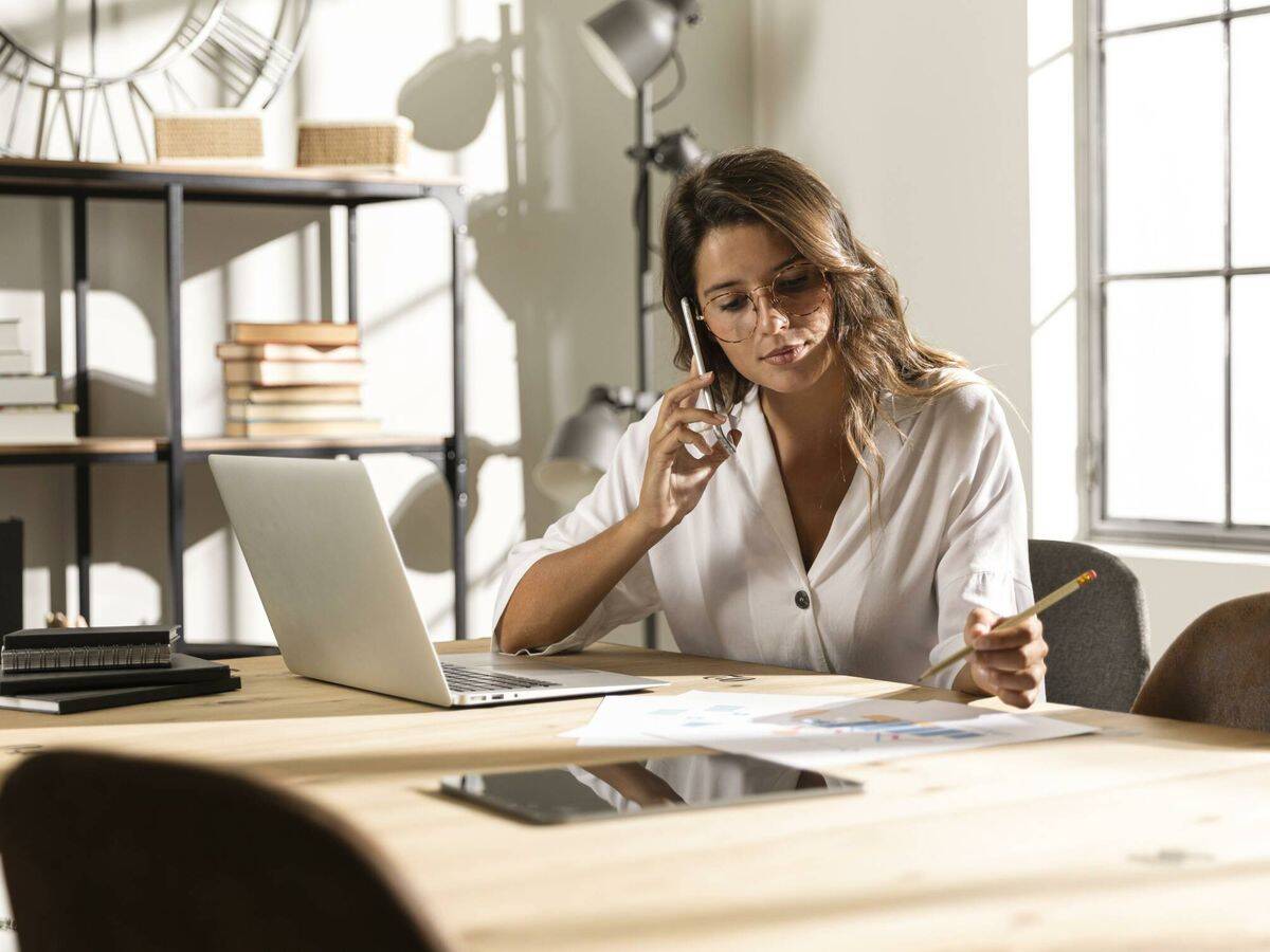 TRABAJO A DISTANCIA Y URGENCIAS: EL MÓVIL PERSONAL SÍ PUEDE USARSE