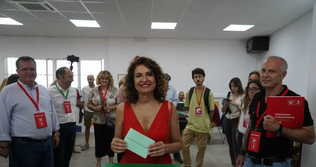 Hacienda permitirá a los 'influencers' tributar como empresas para evitar la huida.