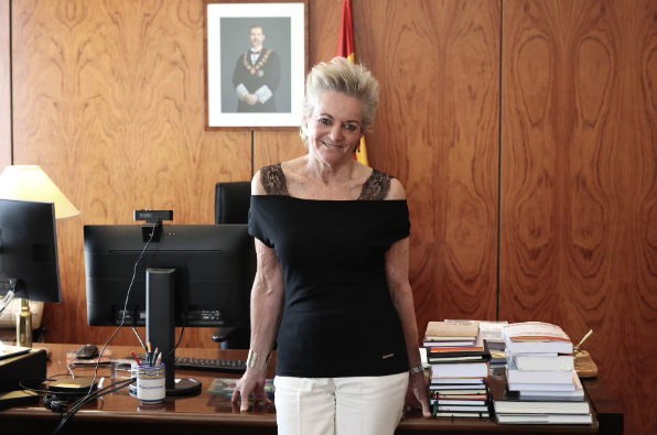 María Luisa Segoviano: 