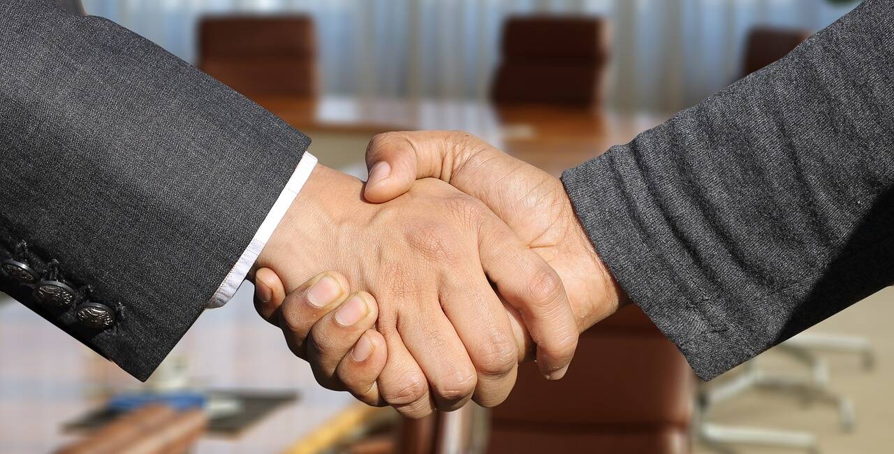 Cómo tributa en IRPF la venta de una cartera de clientes