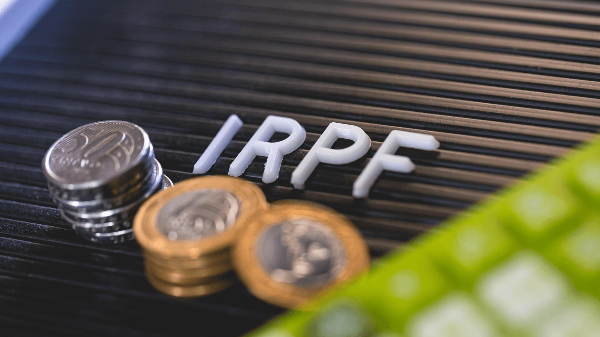 Beneficiarios de Prestaciones por Desempleo Deben Declarar el IRPF.