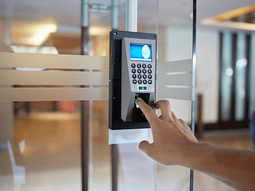 El Gobierno exige un nuevo sistema digital para el registro
